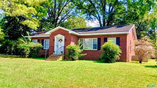 906 E Forrest Street, Athens, AL 35611