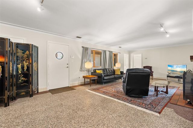 7549 WESTMORELAND DRIVE, Sarasota, FL 34243