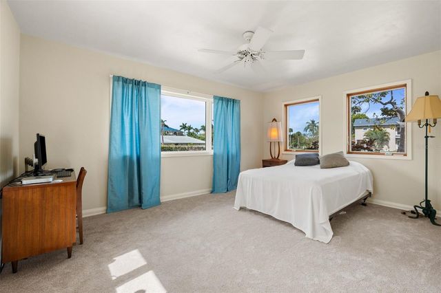 7549 WESTMORELAND DRIVE, Sarasota, FL 34243