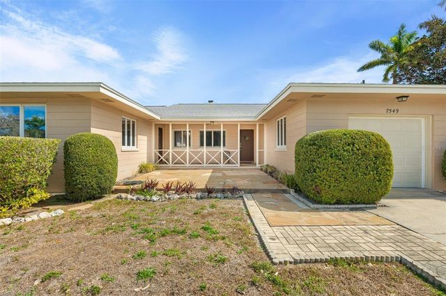 7549 WESTMORELAND DRIVE, Sarasota, FL 34243