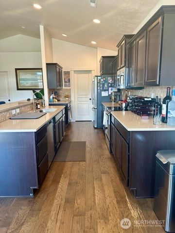 813 Madeleine Court, East Wenatchee, WA 98802