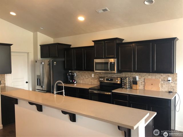 813 Madeleine Court, East Wenatchee, WA 98802