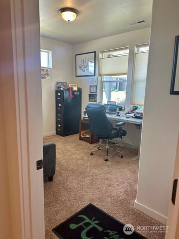 813 Madeleine Court, East Wenatchee, WA 98802