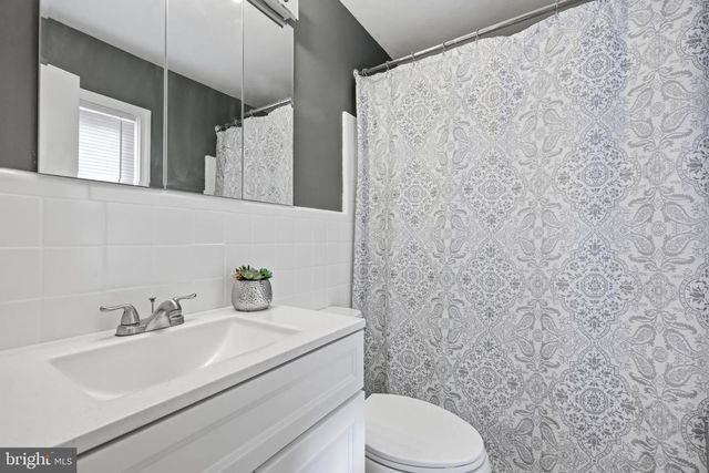 7617 FRONT ST, Cheltenham, PA 19012
