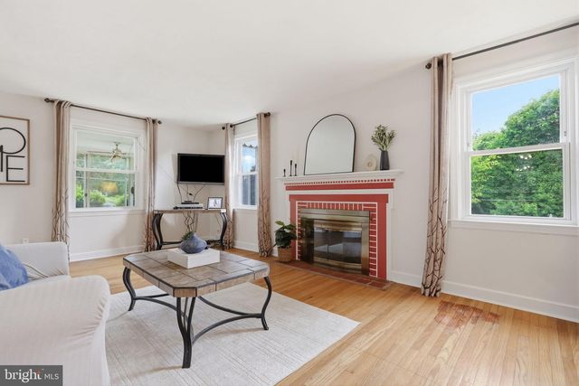 7617 FRONT ST, Cheltenham, PA 19012