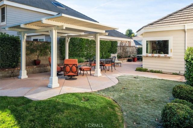 25912 Bellis, Valencia, CA 91355