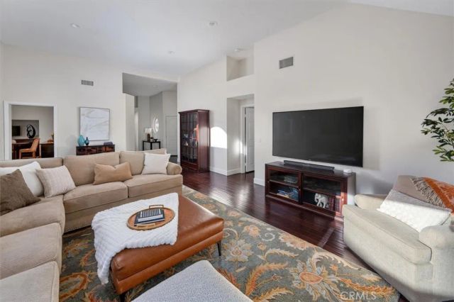 25912 Bellis, Valencia, CA 91355