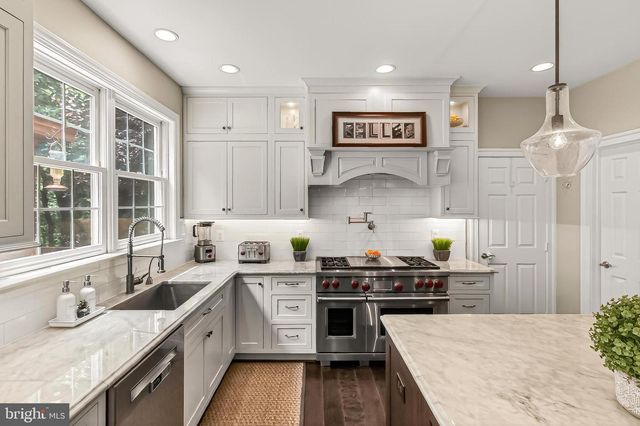 11329 STONEHOUSE PL, Sterling, VA 20165
