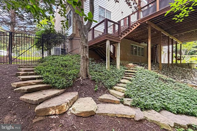 11329 STONEHOUSE PL, Sterling, VA 20165