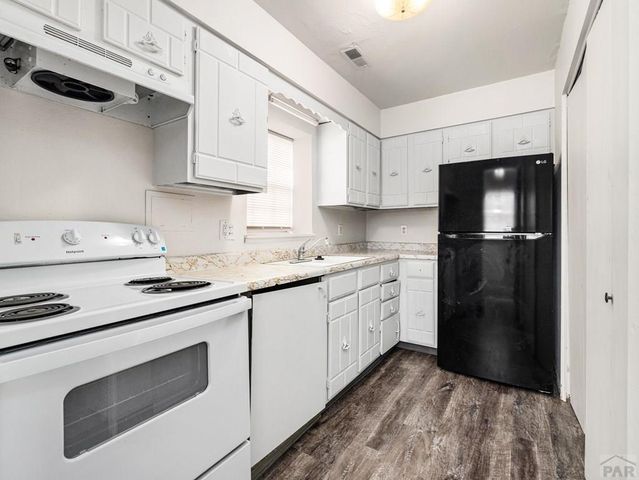 3219-3221 Baltimore Ave, Pueblo, CO 81008