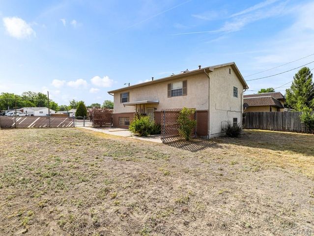 3219-3221 Baltimore Ave, Pueblo, CO 81008