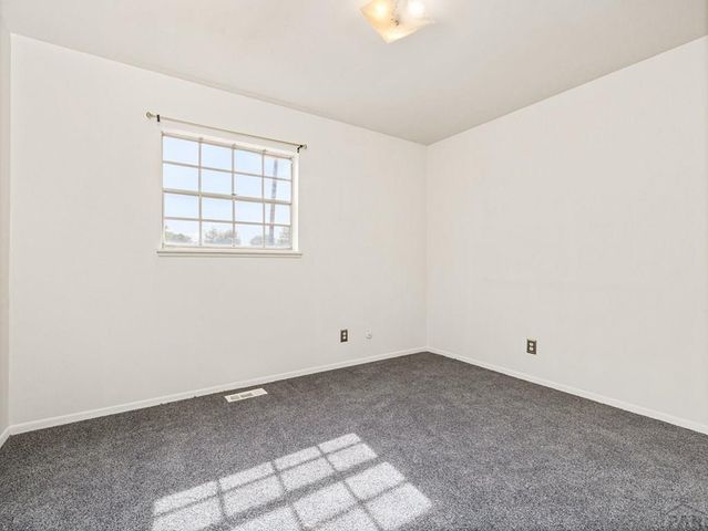3219-3221 Baltimore Ave, Pueblo, CO 81008
