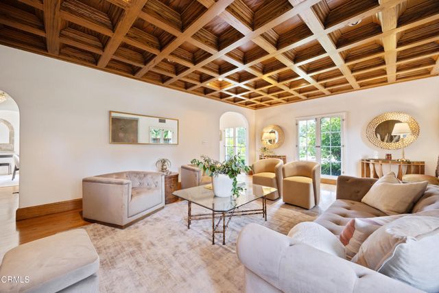 130 Champion Place, Alhambra, CA 91801