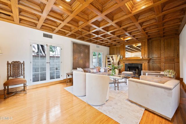 130 Champion Place, Alhambra, CA 91801