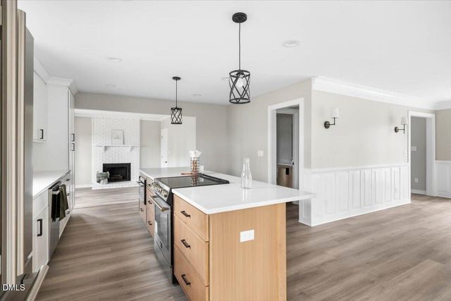 1609 Falls Court, Raleigh, NC 27615