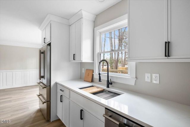 1609 Falls Court, Raleigh, NC 27615