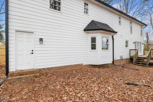 1609 Falls Court, Raleigh, NC 27615