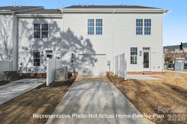 2326 Rachelwood Drive, Charlotte, NC 28273