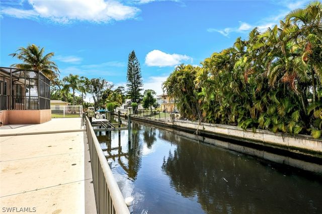 27259 High Seas LN, Bonita Springs, FL 34135