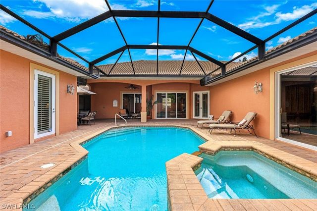 27259 High Seas LN, Bonita Springs, FL 34135