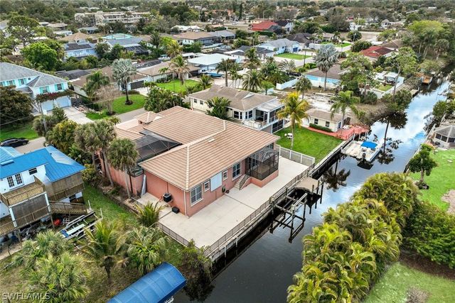 27259 High Seas LN, Bonita Springs, FL 34135