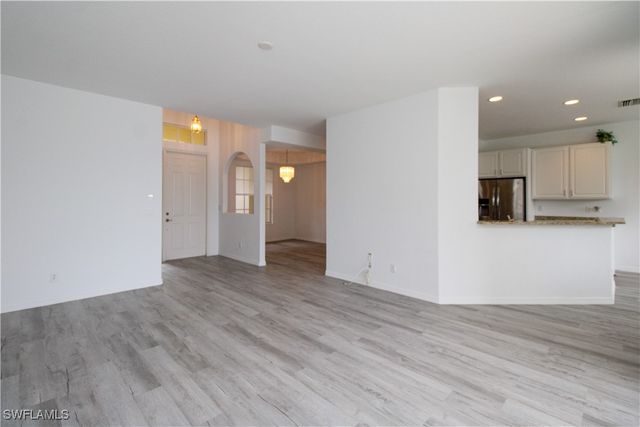 3927 Aurora CT, Naples, FL 34116