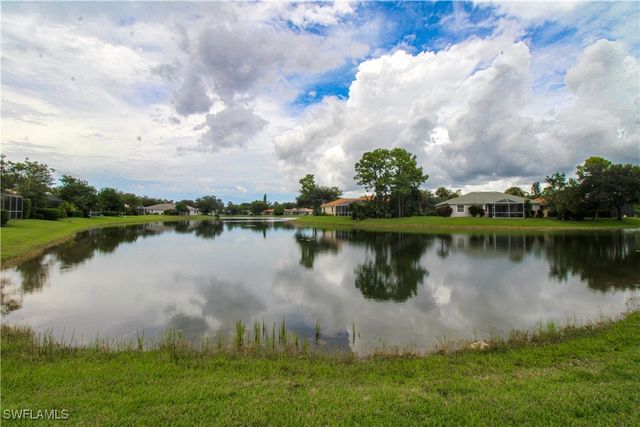 3927 Aurora CT, Naples, FL 34116