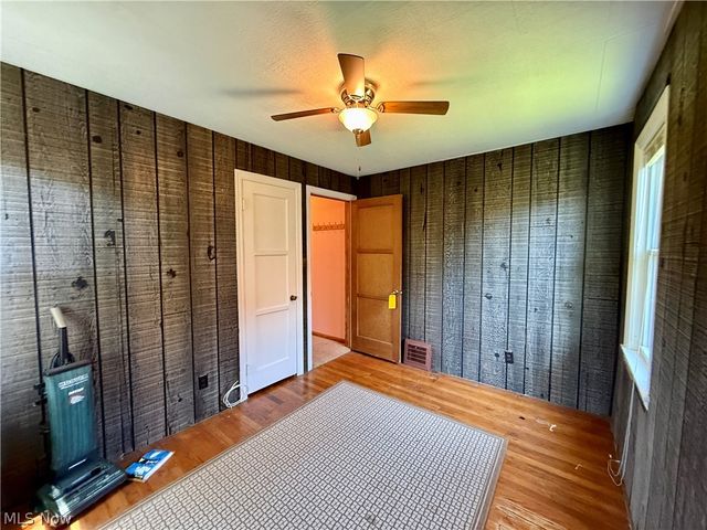 2427 Fortune Avenue, Parma, OH 44134