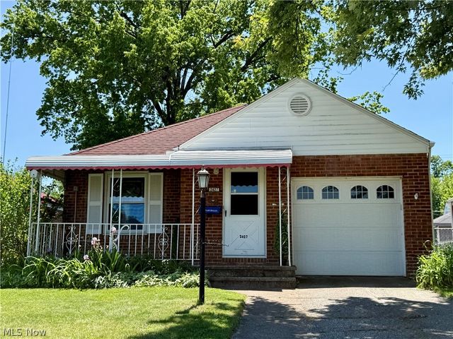 2427 Fortune Avenue, Parma, OH 44134