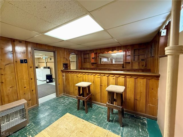 2427 Fortune Avenue, Parma, OH 44134