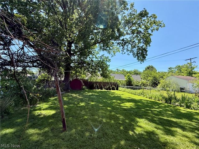 2427 Fortune Avenue, Parma, OH 44134