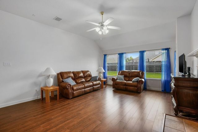 3404 Oleander Drive, Wylie, TX 75098