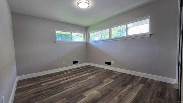 2226 E Gum Street, Evansville, IN 47714