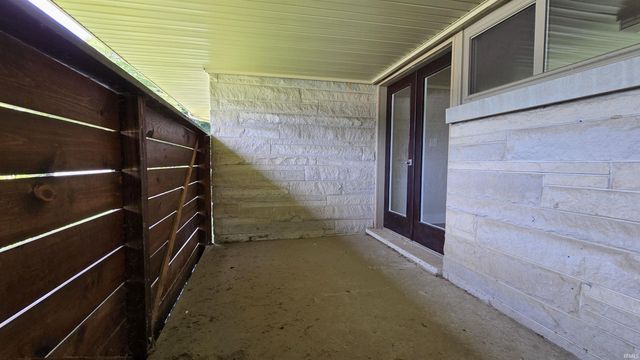 2226 E Gum Street, Evansville, IN 47714