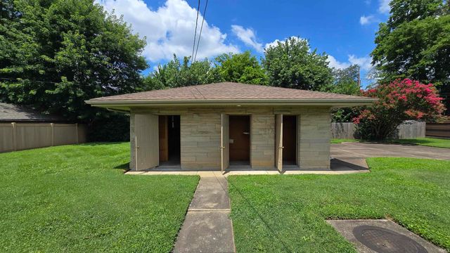 2226 E Gum Street, Evansville, IN 47714