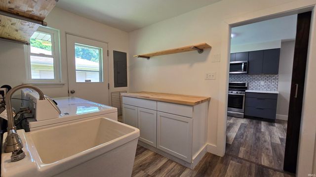 2226 E Gum Street, Evansville, IN 47714