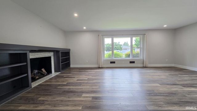 2226 E Gum Street, Evansville, IN 47714
