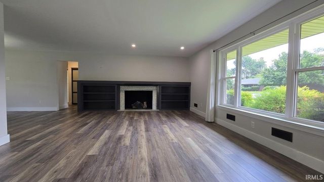 2226 E Gum Street, Evansville, IN 47714