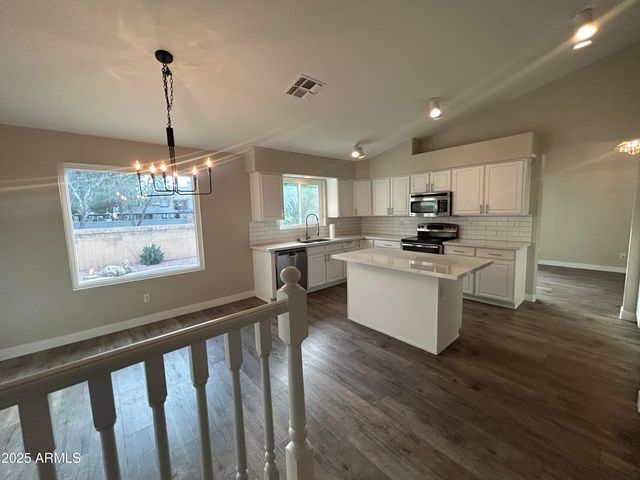 1611 W MUSKET Way, Chandler, AZ 85286