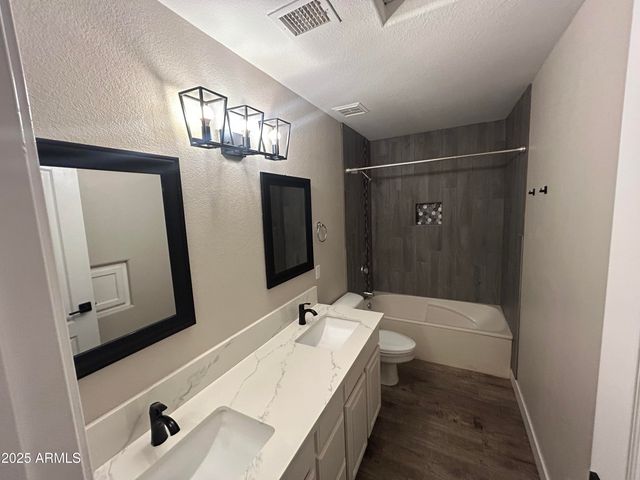 1611 W MUSKET Way, Chandler, AZ 85286