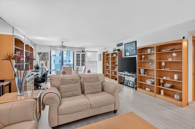 1000 S Ocean Boulevard PHG, Pompano Beach, FL 33062