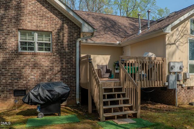 2012 S Mebane Street 102, Burlington, NC 27215