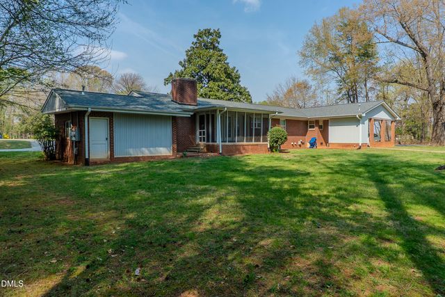 2012 S Mebane Street 102, Burlington, NC 27215