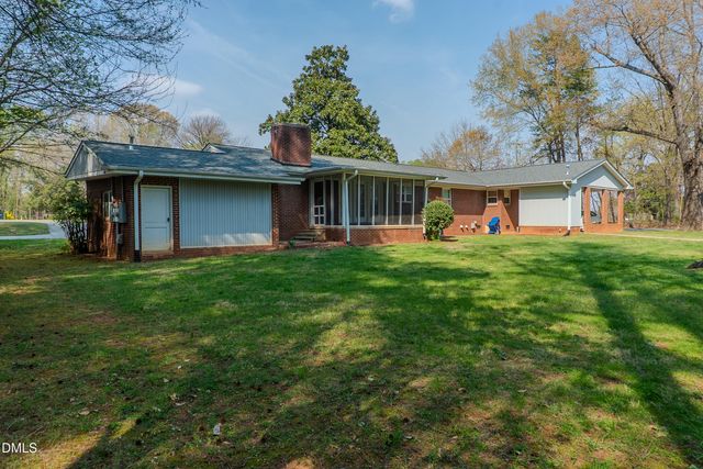 2012 S Mebane Street 102, Burlington, NC 27215