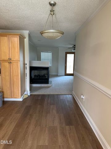 2012 S Mebane Street 102, Burlington, NC 27215