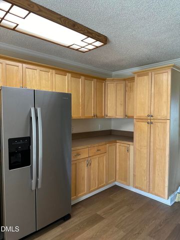 2012 S Mebane Street 102, Burlington, NC 27215