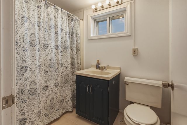 1080 Shirley St 1, Winthrop, MA 02152