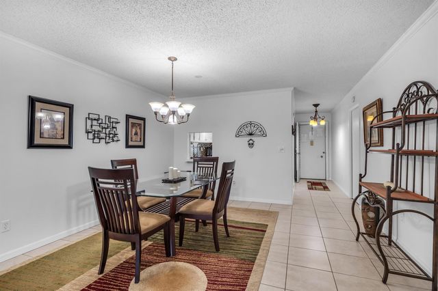 2886 Fernley Drive E 76, West Palm Beach, FL 33415