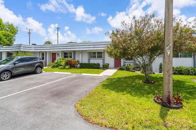 2886 Fernley Drive E 76, West Palm Beach, FL 33415