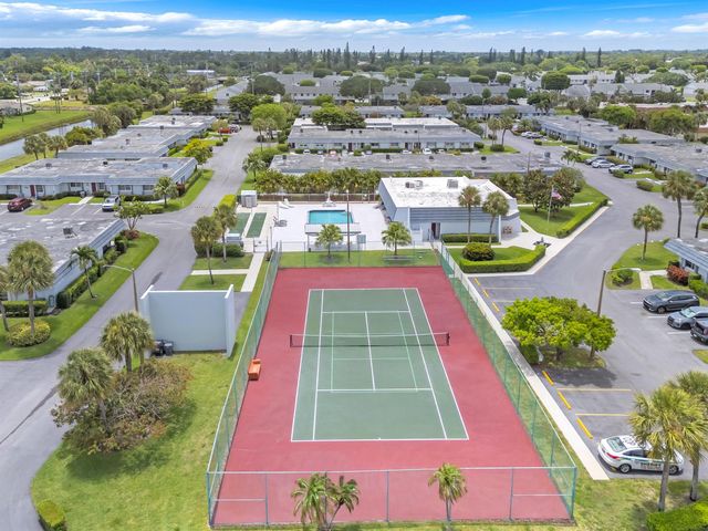 2886 Fernley Drive E 76, West Palm Beach, FL 33415